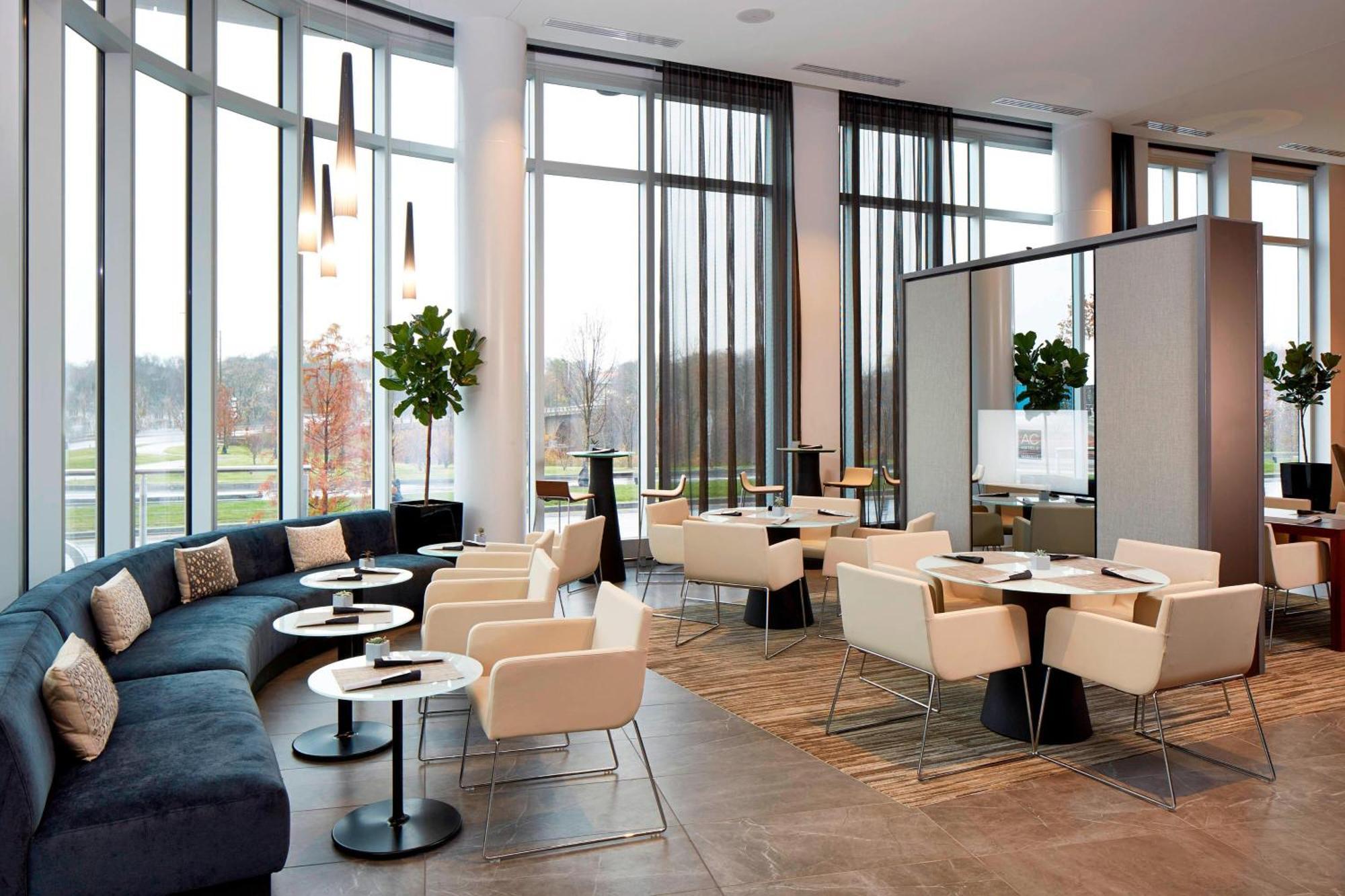 Ac Hotel Columbus Dublin Bagian luar foto