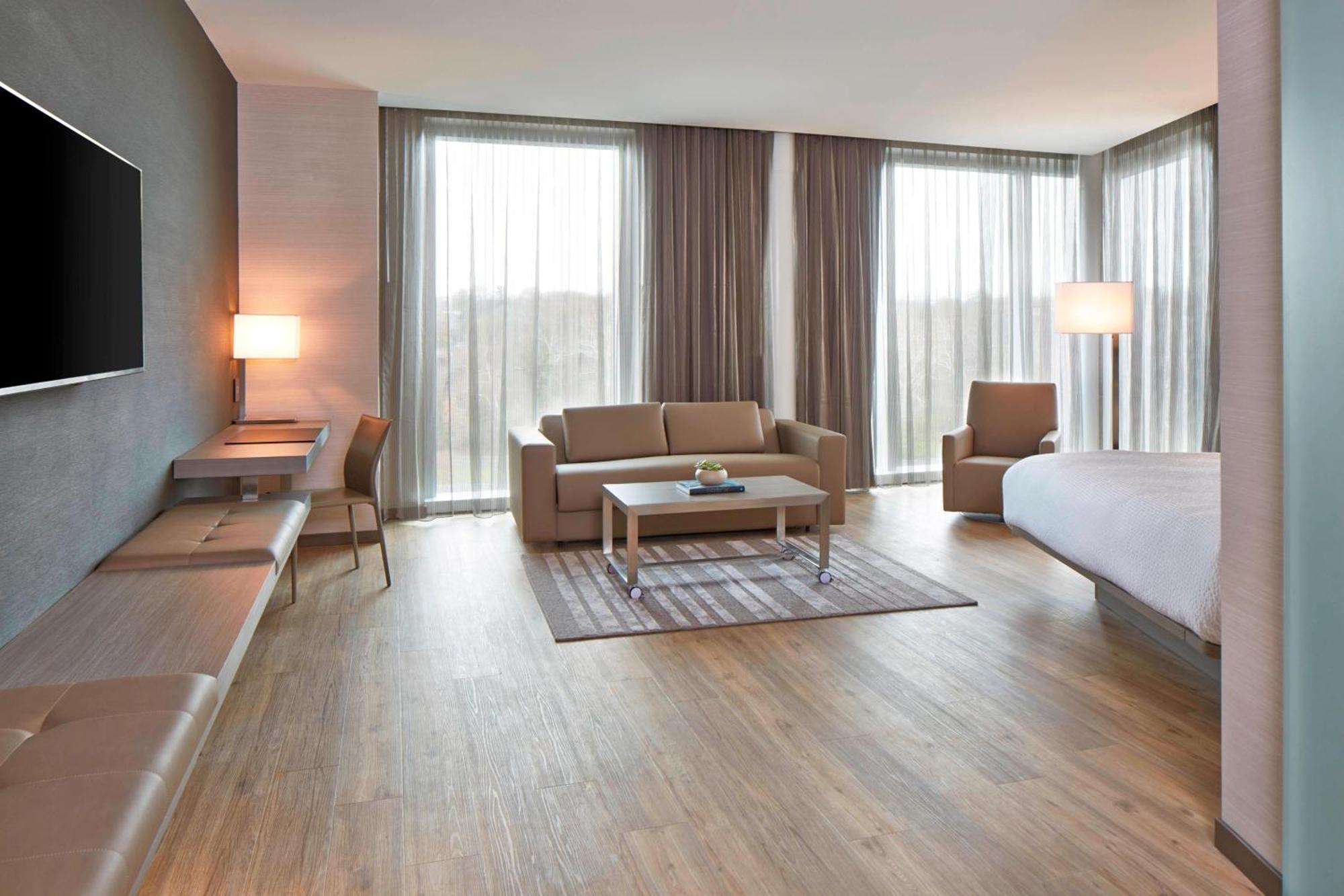 Ac Hotel Columbus Dublin Bagian luar foto